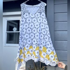 100 percent cottonfun print .. light and casual